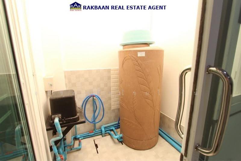 Gusto Townhome Ramkhamhaeng, Bangkok, Soi Rat Phatthana (Soi Miss Teen), Ramkhamhaeng Road (Sukhapiban 3 Road), Saphan Sung, Bangkok, 3 Bedrooms, 120 sqm, Townhouse For Sale, by อภิชัย ลิ้มไชยโรจน์, 500662186 - DDproperty.com