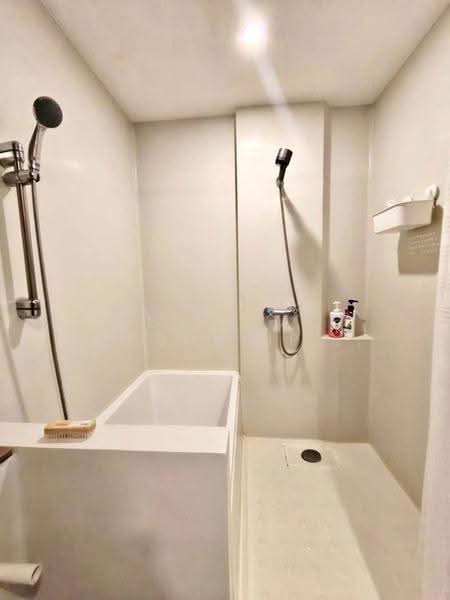 Blossom Condo @ Sathorn-Charoenrat : บลอสซั่ม คอนโด สาทร-เจริญราษฎร์, กรุงเทพ, ถนนเจริญราษฎร์, ทุ่งวัดดอน, สาทร, กรุงเทพ, 62 ตร.ม., คอนโด ให้เช่า, โดย Jettapat Jaroonpipatkun, 500662246 - DDproperty.com