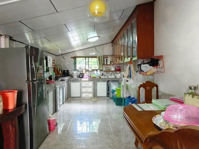 บ้านเดี่ยวลานสกา นครศรีธรรมราช, Nakhon Si Thammarat, Khao Kaeo, Lan Saka, Nakhon Si Thammarat, 5 Bedrooms, 150 sqm, Single Detached House For Sale, by The Best Property นัท, 500662281 - DDproperty.com