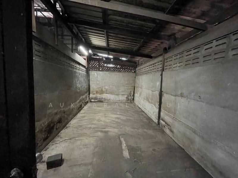 2-BR House, Bangkok, Thung Phaya Thai, Ratchathewi, Bangkok, 2 Bedrooms, 180 sqm, Single Detached House For Sale, by Pemika Aukkaraleekul, 500662305 - DDproperty.com