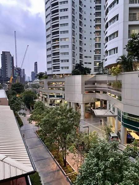 Park Origin Phrom Phong (Park 24), Bangkok, 68 Soi Sukhumvit 24, Khong Tan, Khlong Toei, Bangkok, 2 Bedrooms, 52 sqm, Condo For Sale, by Thanyalak Ajmera, 500662361 - DDproperty.com