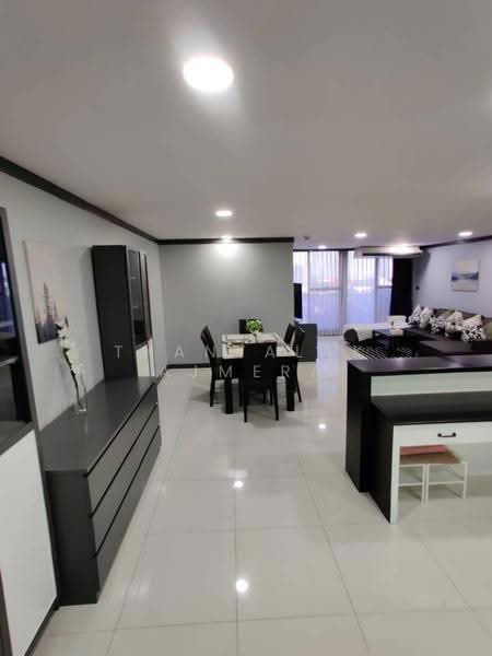 Supalai Place Sukhumvit 39, Bangkok, 175-179 Soi Sukhumvit 39 Sukhumvit Road, Khlong Tan Nua, Watthana, Bangkok, 3 Bedrooms, 120 sqm, Condo For Sale, by Thanyalak Ajmera, 500662366 - DDproperty.com