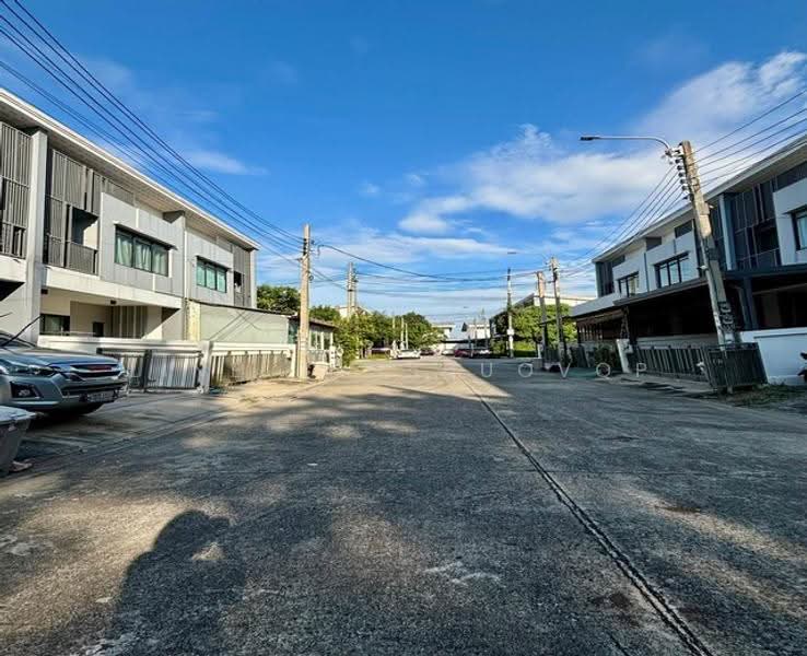 Stories Onnuch-Wongwaen, Bangkok, Soi Kanchanapisek 39, Dok Mai, Prawet, Bangkok, 3 Bedrooms, 118 sqm, Townhouse For Rent, by Line: @956uovqp, 500662583 - DDproperty.com