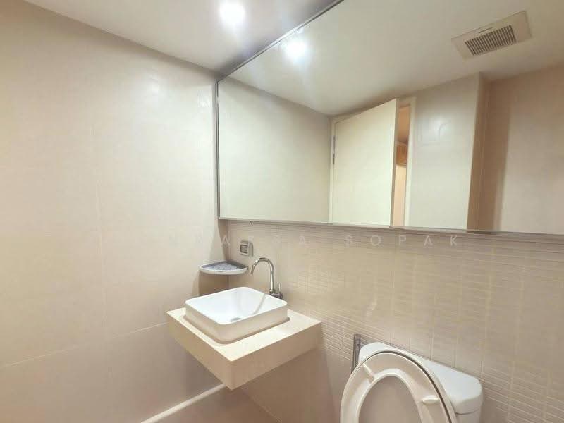 Focus on Saladaeng condominium, Bangkok, Yommarat Saladaeng, Silom, Bang Rak, Bangkok, 1 Bedroom, 42 sqm, Condo For Rent, by Boonraksa Sopak, 500662763 - DDproperty.com