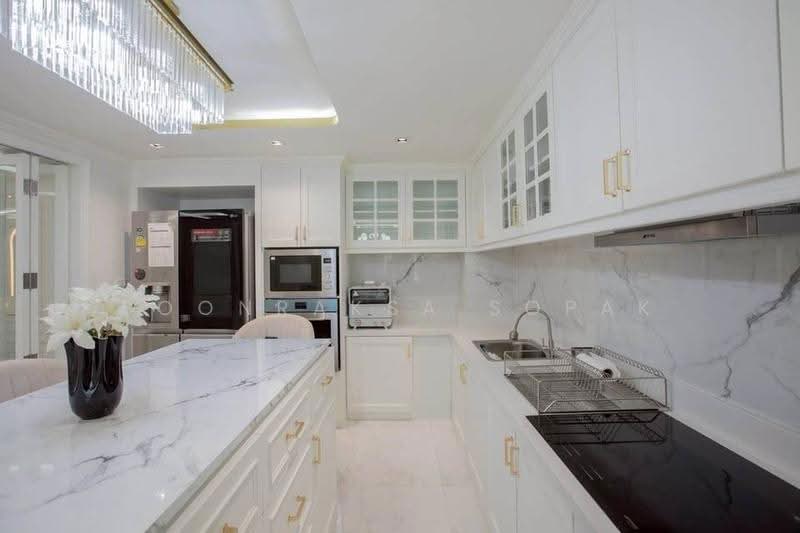 Petch 9 Tower, Bangkok, Phetchaburi 9 Alley, Thanon Phaya Thai, Ratchathewi, Bangkok, 2 Bedrooms, 145 sqm, Condo For Rent, by Boonraksa Sopak, 500662825 - DDproperty.com