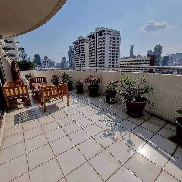 Supalai Place Sukhumvit 39, Bangkok, 175-179 Soi Sukhumvit 39 Sukhumvit Road, Khlong Tan Nua, Watthana, Bangkok, 2 Bedrooms, 142 sqm, Condo For Rent, by Boonraksa Sopak, 500662853 - DDproperty.com