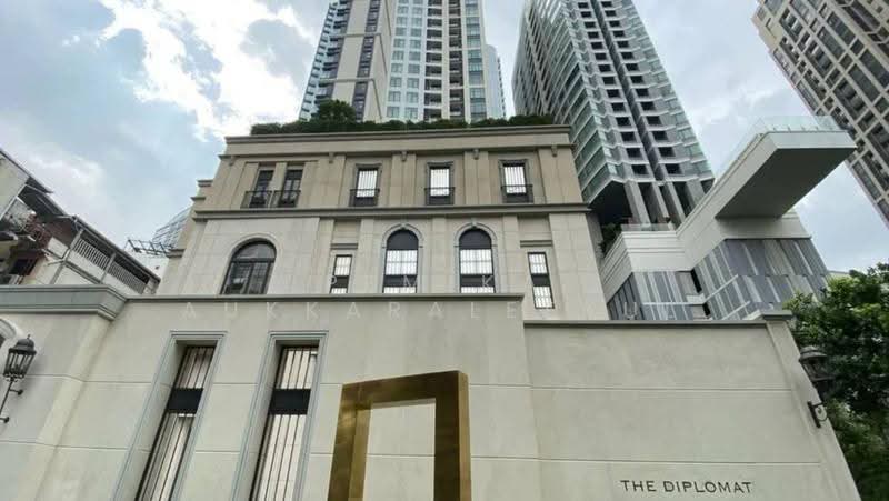 The Diplomat 39, Bangkok, 18 Soi Sukhumvit 39, Sukhumvit Road, Khlong Tan Nua, Watthana, Bangkok, 3 Bedrooms, 157 sqm, Condo For Sale, by Pemika Aukkaraleekul, 500662975 - DDproperty.com
