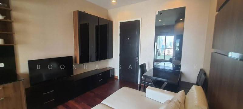 Ivy Sathorn 10 : ไอวี่ สาทร 10, กรุงเทพ, 88 ซอยสาทร 12 ถนนสาทร, สีลม, บางรัก, กรุงเทพ, 42 ตร.ม., คอนโด ให้เช่า, โดย Boonraksa Sopak, 500663145 - DDproperty.com