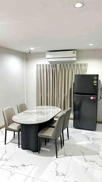 4 BR townhouse, กรุงเทพ, สามเสนนอก, ห้วยขวาง, กรุงเทพ, 180 ตร.ม., ทาวน์เฮ้าส์ ให้เช่า, โดย Phoom Imruangsri, 500663262 - DDproperty.com