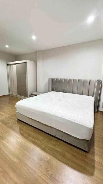 4 BR townhouse, กรุงเทพ, สามเสนนอก, ห้วยขวาง, กรุงเทพ, 180 ตร.ม., ทาวน์เฮ้าส์ ให้เช่า, โดย Phoom Imruangsri, 500663262 - DDproperty.com