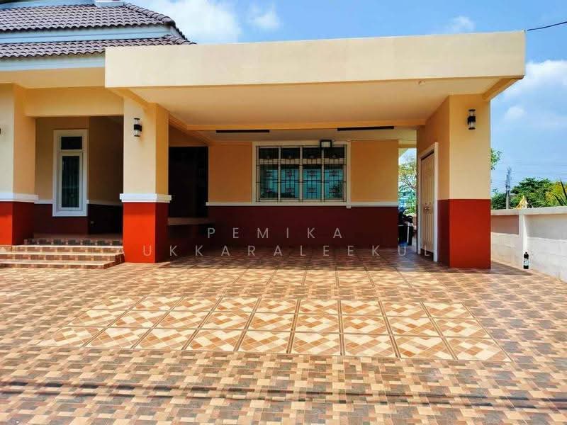 3-BR House, Bangkok, Bang Waek, Phasi Charoen, Bangkok, 3 Bedrooms, 150 sqm, Single Detached House For Sale, by Pemika Aukkaraleekul, 500663301 - DDproperty.com