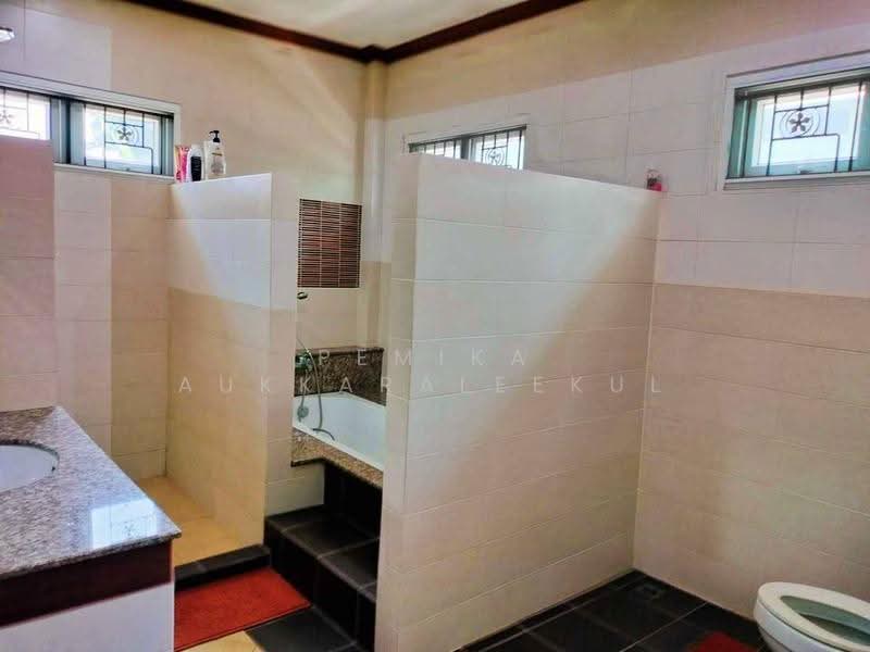 3-BR House, Bangkok, Bang Waek, Phasi Charoen, Bangkok, 3 Bedrooms, 150 sqm, Single Detached House For Sale, by Pemika Aukkaraleekul, 500663301 - DDproperty.com