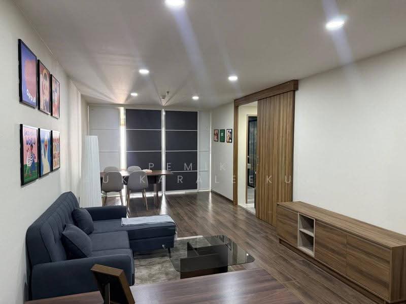 State Tower, Bangkok, 1055 Silom Road, Silom, Bang Rak, Bangkok, 1 Bedroom, 68 sqm, Condo For Sale, by Pemika Aukkaraleekul, 500663350 - DDproperty.com