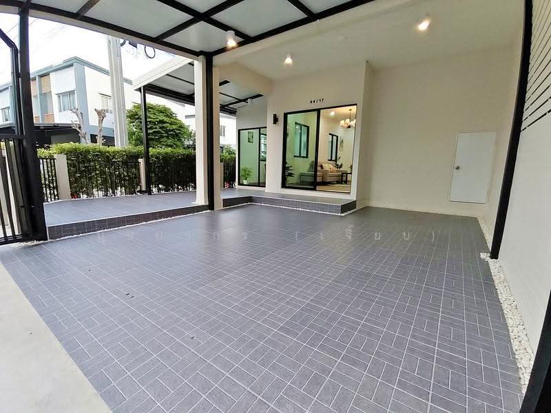 Baan Lumpini Townville Lat Pladuk – Bangpai Station, Nonthaburi, ถนนทางหลวงชนบท, Bang Rak Pattana, Bang Bua Thong, Nonthaburi, 4 Bedrooms, 100 sqm, Townhouse For Sale, by บุษบากร (เจี๊ยบ), 500663692 - DDproperty.com