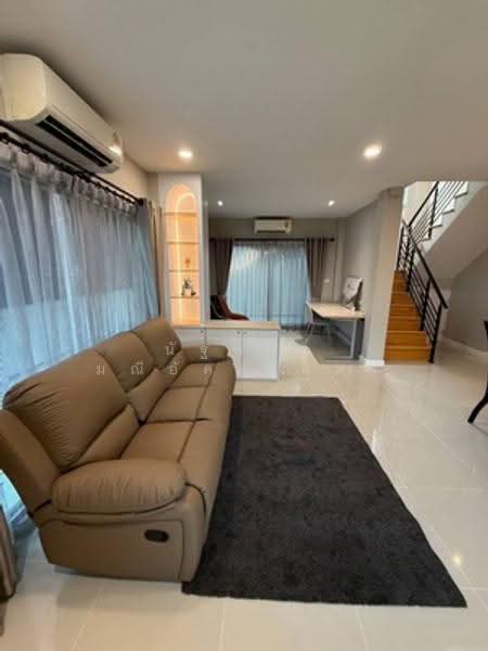 Life Bangkok Boulevard Wongwaen-Onnut 2 : ไลฟ์ บางกอก บูเลอวาร์ด วงแหวน-อ่อนนุช 2 , กรุงเทพ, 202-112 ถนน สุขุมวิท 77, ประเวศ, กรุงเทพ, 200 ตร.ม., บ้านเดี่ยว ให้เช่า, โดย นัฐพงค์ มณีอัครเนตร, 500663743 - DDproperty.com