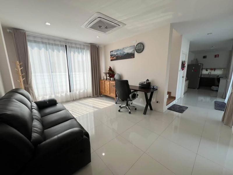 Chatpetch Maliwan, Khon Kaen, Ban Pet, Muang Khon Kaen, Khon Kaen, 4 Bedrooms, 224 sqm, Single Detached House For Rent, by สุริยา เบียดนอก, 500663745 - DDproperty.com