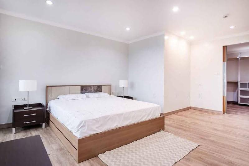 Fifty Fifth Tower, Bangkok, 84 Soi Sukhumvit 55, Sukhumvit Road, Khlong Tan Nua, Watthana, Bangkok, 2 Bedrooms, 223 sqm, Condo For Rent, by Boonraksa Sopak, 500663769 - DDproperty.com