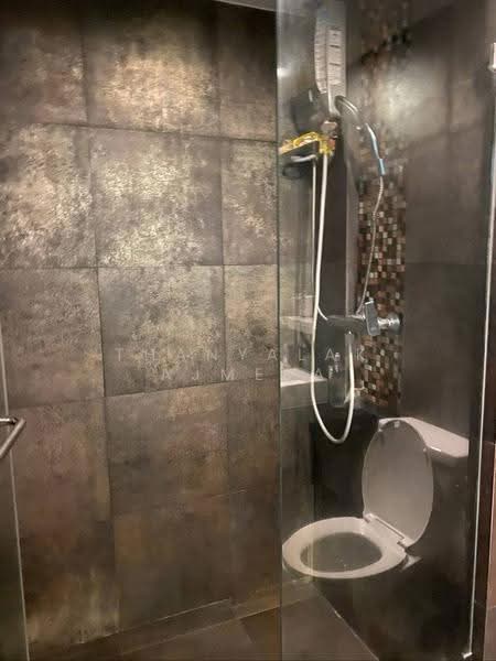 Voque Sukhumvit 16, Bangkok, Soi Sukhumvit 16, Khlong Toei, Bangkok, 2 Bedrooms, 76 sqm, Condo For Sale, by Thanyalak Ajmera, 500663873 - DDproperty.com