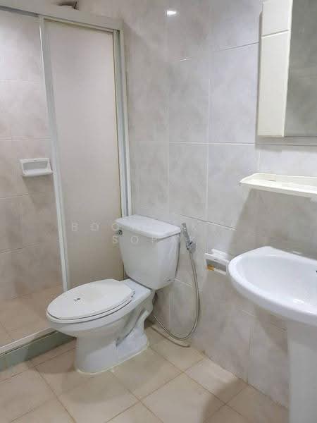 Royal Castle Sukhumvit, Bangkok, 30 Soi Sukhumvit 39, Khlongtoei Nua, Watthana, Bangkok, 3 Bedrooms, 140 sqm, Condo For Rent, by Boonraksa Sopak, 500663875 - DDproperty.com