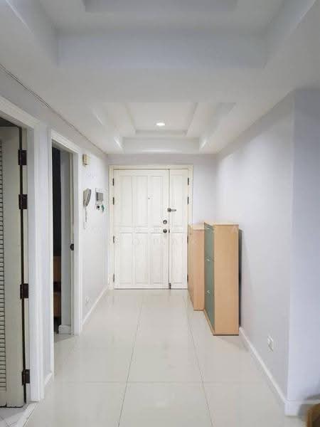 Royal Castle Sukhumvit, Bangkok, 30 Soi Sukhumvit 39, Khlongtoei Nua, Watthana, Bangkok, 3 Bedrooms, 140 sqm, Condo For Rent, by Boonraksa Sopak, 500663875 - DDproperty.com