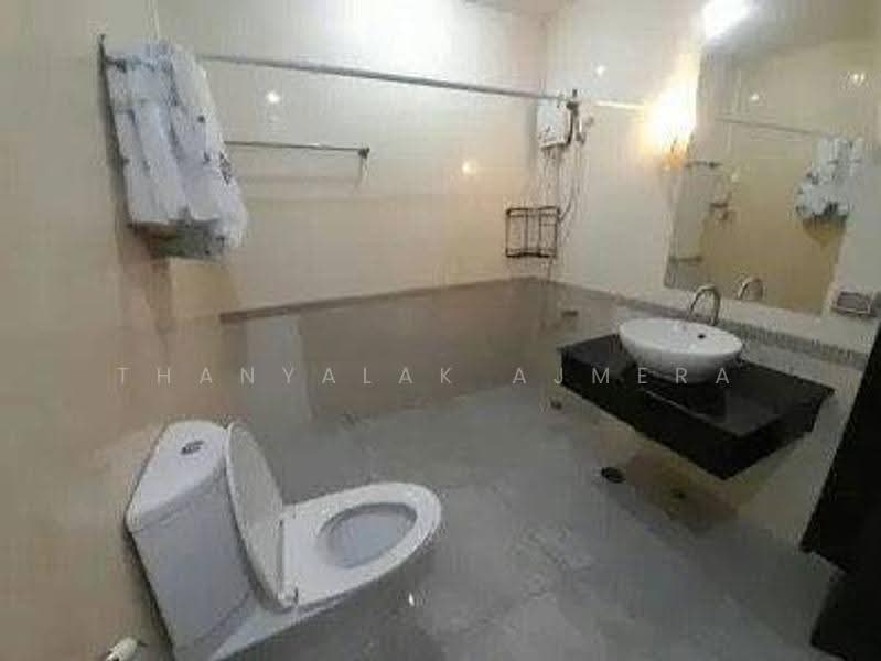Baan Klang Krung Siam-Pathumwan : บ้านกลางกรุง สยาม-ปทุมวัน คอนโดมิเนียม, กรุงเทพ, ถนนเพชรบุรี แขวงถนนเพชรบุรี เขตราชเทวี กรุงเทพมหานคร, ถนนเพชรบุรี, ราชเทวี, กรุงเทพ, 48 ตร.ม., คอนโด ขาย, โดย Thanyalak Ajmera, 500663892 - DDproperty.com