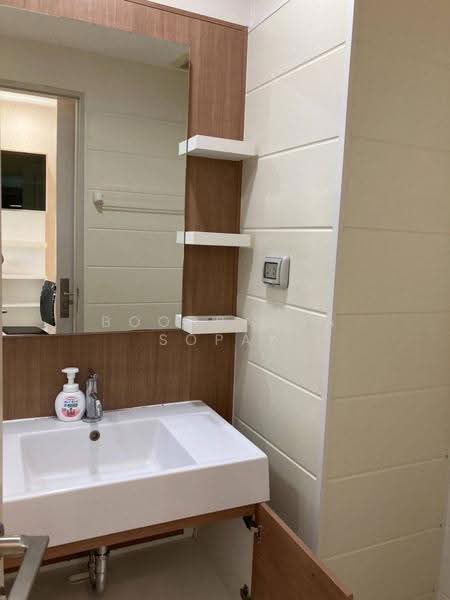 Q House Condo Sathorn, Bangkok, Thonburi Road, Khlong Ton Sai, Khlong San, Bangkok, 2 Bedrooms, 58 sqm, Condo For Rent, by Boonraksa Sopak, 500663935 - DDproperty.com