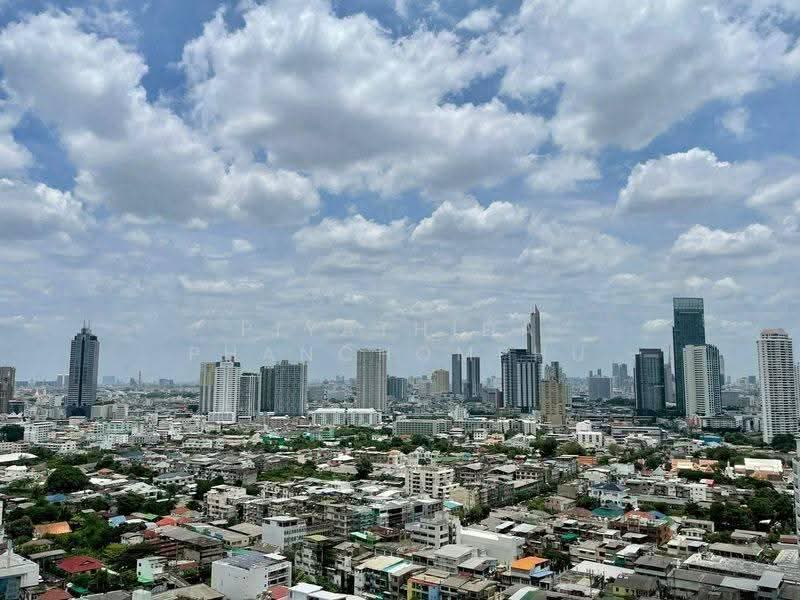 Watermark Chaophraya, Bangkok, Soi Charoennakorn 39-41, Charoennakorn Road, Bang Lam Phu Lang, Khlong San, Bangkok, 2 Bedrooms, 146 sqm, Condo For Rent, by Piyathida Phanchomphu, 500663970 - DDproperty.com