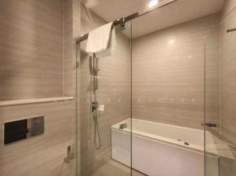 Park Origin Thonglor, Bangkok, Soi Thonglor 10, Sukhumvit Road, Khlong Tan Nua, Watthana, Bangkok, 2 Bedrooms, 45 sqm, Condo For Rent, by Thanyalak Ajmera, 500664109 - DDproperty.com