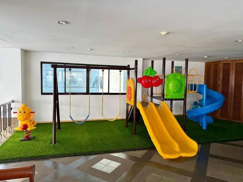 United Tower Thonglor, Bangkok, 333 Soi Thonglor 17, Khlong Tan Nua, Watthana, Bangkok, 2 Bedrooms, 114 sqm, Condo For Rent, by Dechatorn Chichaiyang, 500664321 - DDproperty.com