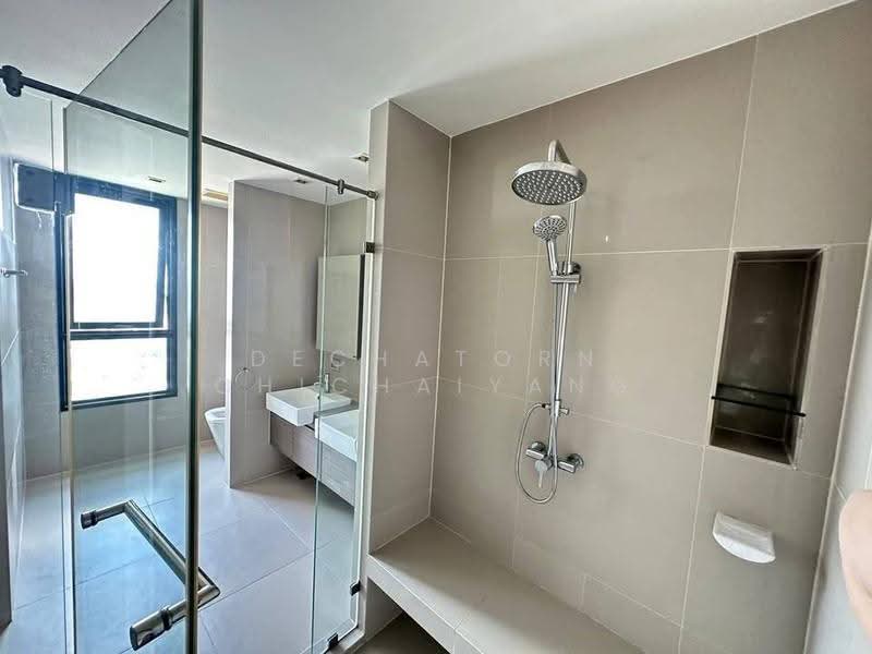 Quinn Ratchada 17, Bangkok, 454 456 Soi Inthara Mari 45, Din Daeng, Bangkok, 2 Bedrooms, 68 sqm, Condo For Rent, by Dechatorn Chichaiyang, 500664412 - DDproperty.com
