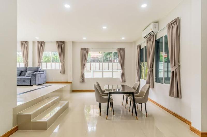 Baan Lalin In The Park Watcharapol-Paholyothin, Bangkok, Rattanagosin Road, Khlong Tanon, Sai Mai, Bangkok, 4 Bedrooms, 488 sqm, Single Detached House For Rent, by VELARQ ESTATE, 500664455 - DDproperty.com