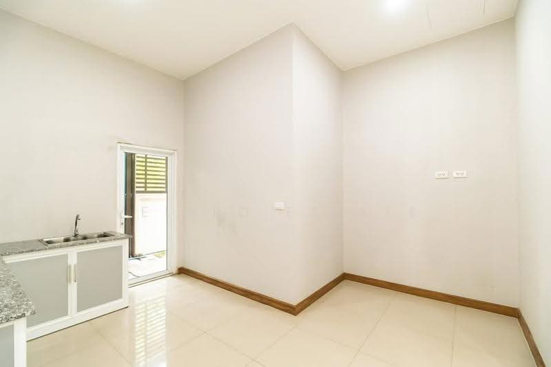 Baan Lalin In The Park Watcharapol-Paholyothin, Bangkok, Rattanagosin Road, Khlong Tanon, Sai Mai, Bangkok, 4 Bedrooms, 488 sqm, Single Detached House For Rent, by VELARQ ESTATE, 500664455 - DDproperty.com