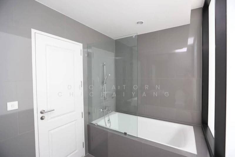 Noble Revo Silom : โนเบิล รีโว สีลม, กรุงเทพ, 88 ซอยสุรศักดิ์ ถนนสุรสักดิ์ แขวงสีลม เขตบางรัก จังหวัดกรุงเทพมหานคร, สีลม, บางรัก, กรุงเทพ, 66 ตร.ม., คอนโด ขาย, โดย Dechatorn Chichaiyang, 500664477 - DDproperty.com