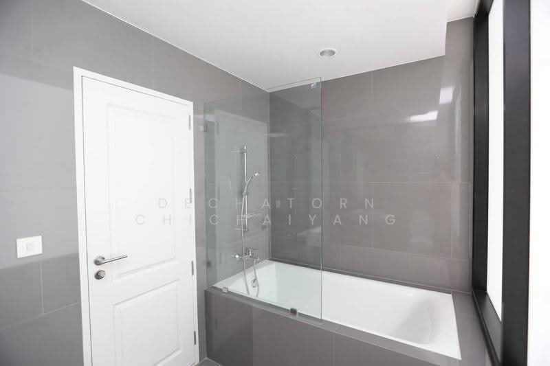 Noble Revo Silom : โนเบิล รีโว สีลม, กรุงเทพ, 88 ซอยสุรศักดิ์ ถนนสุรสักดิ์ แขวงสีลม เขตบางรัก จังหวัดกรุงเทพมหานคร, สีลม, บางรัก, กรุงเทพ, 66 ตร.ม., คอนโด ขาย, โดย Dechatorn Chichaiyang, 500664486 - DDproperty.com