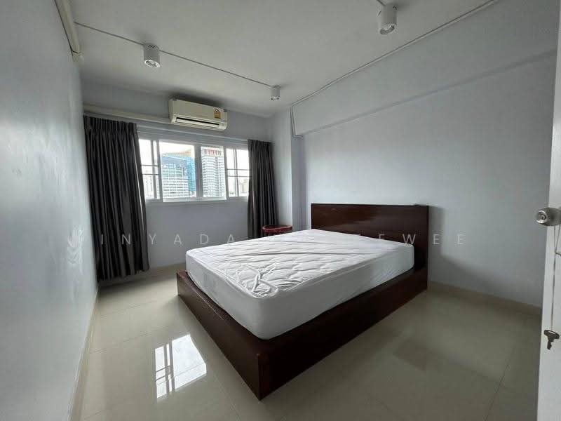 Thonglor Tower, Bangkok, Soi Thonglor, Sukhumvit 55 Road, Khlongtoei Nua, Watthana, Bangkok, 2 Bedrooms, 49 sqm, Condo For Rent, by Pinyada Hantewee, 500664654 - DDproperty.com