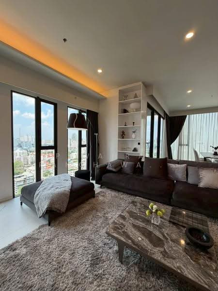 Siamese Exclusive Sukhumvit 31, Bangkok, 75 Soi Sukhumvit 31, Khlong Tan Nua, Watthana, Bangkok, 3 Bedrooms, 206 sqm, Condo For Rent, by Pawanrat Panchawanon, 500664906 - DDproperty.com