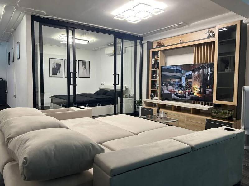 President Park Sukhumvit 24, Bangkok, 99 Sukhumvit 24 Alley, Khlongtoei Nua, Watthana, Bangkok, 1 Bedroom, 75 sqm, Condo For Sale, by Suchada Yodyiem, 500664908 - DDproperty.com