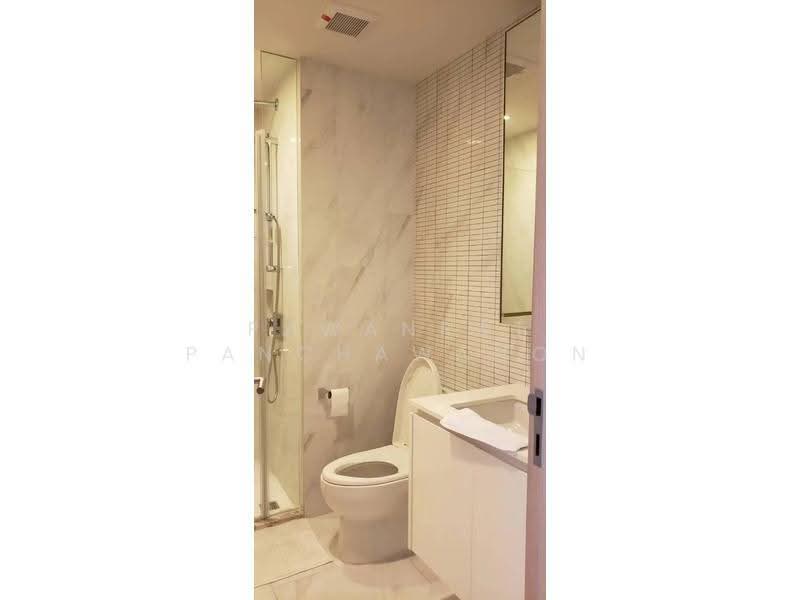 Hyde Sukhumvit 11, Bangkok, 11 Soi Sukhumvit 11, Khlongtoei Nua, Watthana, Bangkok, 1 Bedroom, 34 sqm, Condo For Sale, by Pawanrat Panchawanon, 500665005 - DDproperty.com