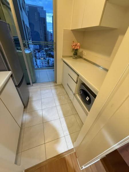 Lumpini Place Rama 9-Ratchada, Bangkok, Rama 9 Road, Huai Khwang, Bangkok, 1 Bedroom, 34 sqm, Condo For Rent, by Living Condo, 500665073 - DDproperty.com