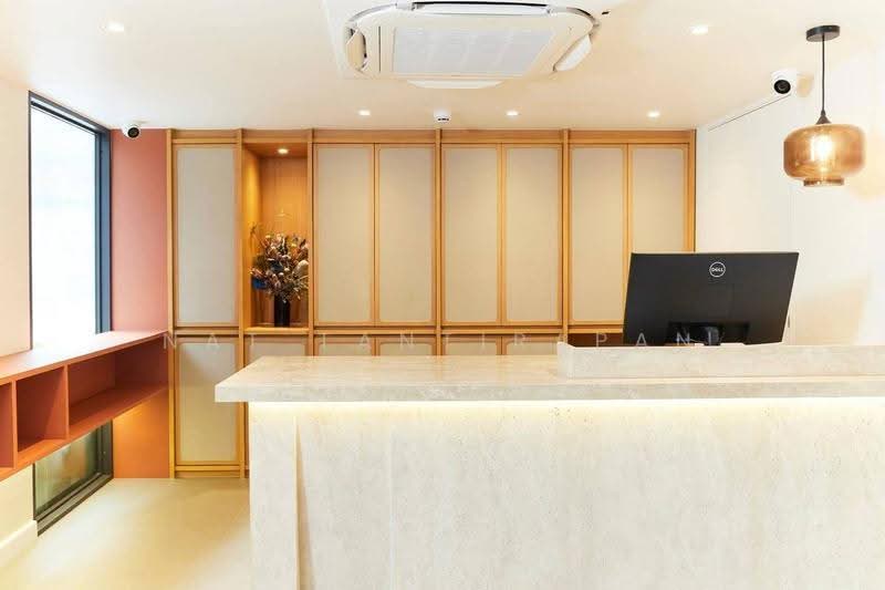 YOLK Residences, Bangkok, 121 129 Surawong Road, Suriyawong, Bang Rak, Bangkok, 1 Bedroom, 46 sqm, Apartment For Rent, by Nat Tantirapan, 500665166 - DDproperty.com