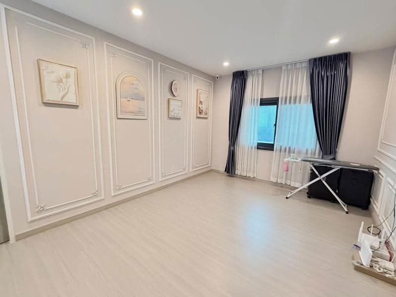 Stylish 4 Bed Corner House Thung Klom Tan Man Pattaya HS4615, Chon Buri (Pattaya), Nong Pru, Bang Lamung (Pattaya), Chon Buri (Pattaya), 4 Bedrooms, 208 sqm, Single Detached House For Sale, by PLC Real Estate, 500665188 - DDproperty.com