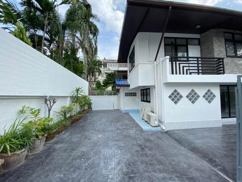 ให้เช่าโฮมออฟฟิศ2ชั้น 220 ตรม. ที่จอดในบ้าน7คัน ลาดพร้าว รัชดา ห้วยขวาง ใกล้รถไฟฟ้า (TO8-3926), กรุงเทพ, สามเสนนอก, ห้วยขวาง, กรุงเทพ, 220 ตร.ม., ตึกแถว-อาคารพาณิชย์ ให้เช่า, โดย ณภัทร พรสิริเมธากุล, 500665208 - DDproperty.com