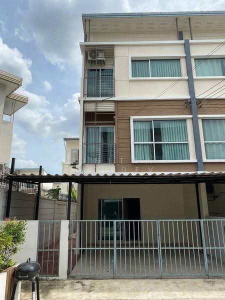 Villette City Pattanakarn 38, Bangkok, Phatthanakan Road, Prawet, Bangkok, 4 Bedrooms, 188 sqm, Townhouse For Rent, by Sunitra Sachdev, 500665371 - DDproperty.com
