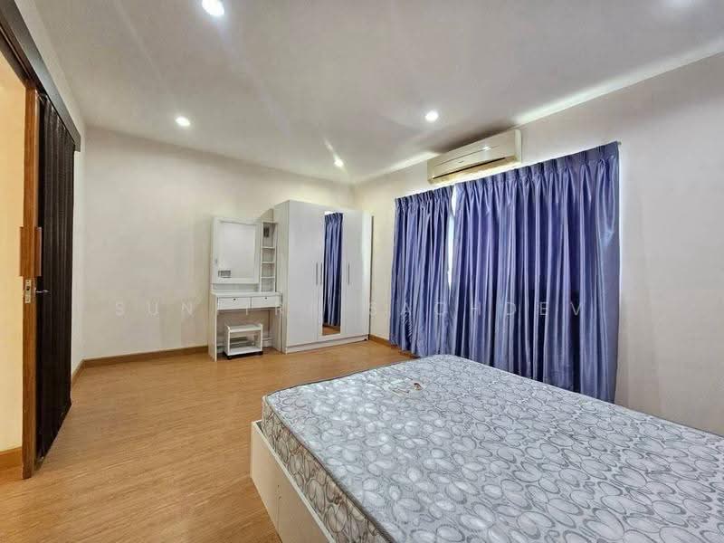 Villette City Pattanakarn 38, Bangkok, Phatthanakan Road, Prawet, Bangkok, 4 Bedrooms, 188 sqm, Townhouse For Rent, by Sunitra Sachdev, 500665371 - DDproperty.com
