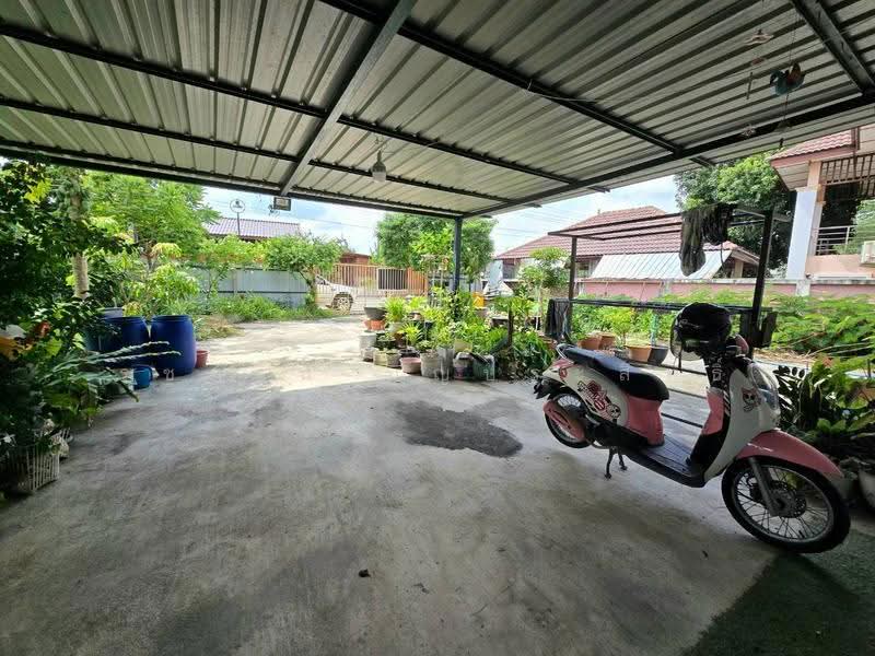 ขายที่ดินพร้อมบ้าน ทำเลดี ซอยอ้อมเกร็ด1/1 ก่อนถึง สวนส้มโอแม่ศรียงค์ เนื้อที่ 100 ตร.วา แปลงสวย, Nonthaburi, Om Kret, Pak Kret, Nonthaburi, , 400 sqm, Land For Sale, by รชตวัน บุญประสิทธิ์, 500665466 - DDproperty.com