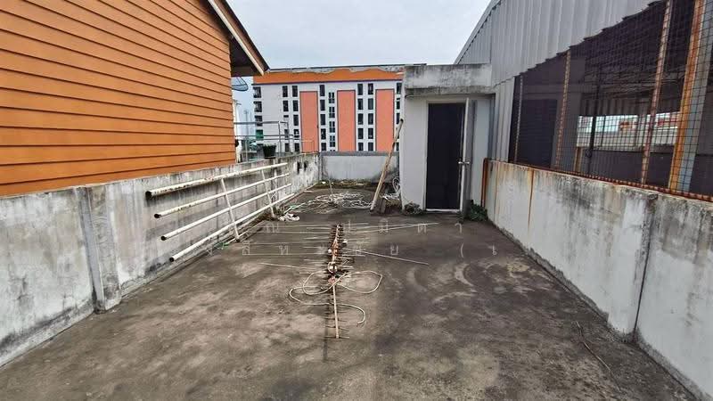 อาคารพาณิชย์ 3.5 ชั้น 21.2 ตร.ว. ตรงข้ามโลตัสบางบ่อ ซอยหมู่บ้านกัลปพฤกษการ์เดนท์บางนา, Samut Prakan, ถนนบางนา-ตราด, Bang Bo, Samut Prakan, , 250 sqm, Shophouse For Sale, by คุณ ปมิตา เมืองสีหะชัย (เปมล์), 500665766 - DDproperty.com