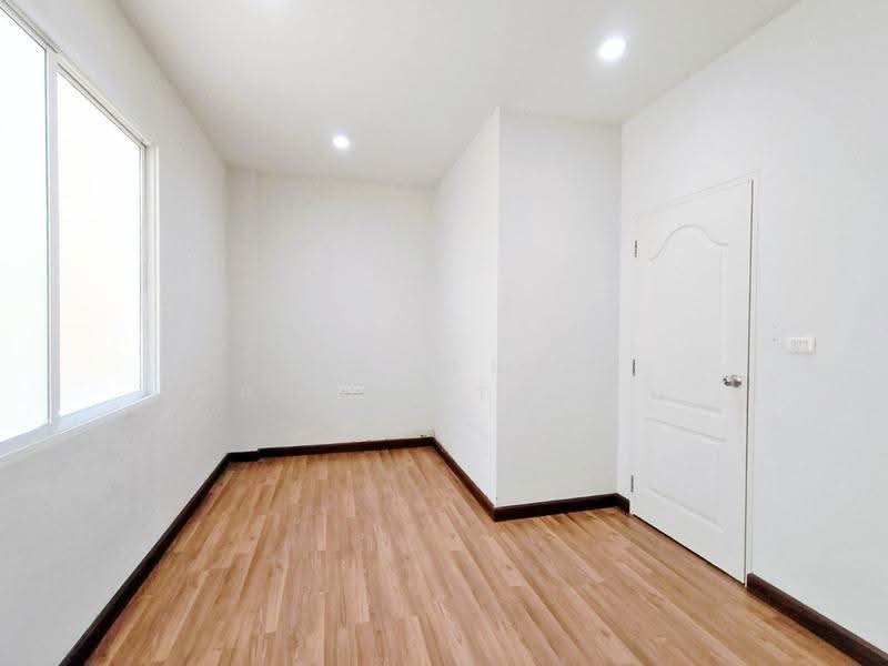 นัมเบอร์วัน ทาวน์โฮม วงแหวน บางนา-ราม 2, Bangkok, Dok Mai, Prawet, Bangkok, 4 Bedrooms, 100 sqm, Townhouse For Sale, by The Best Property โบ, 500665857 - DDproperty.com