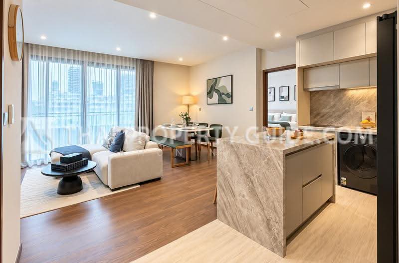 Via 61, Bangkok, Khlong Tan Nua, Watthana, Bangkok, 2 Bedrooms, 101 sqm, Condo For Rent, by Khun Nita, 500665907 - DDproperty.com