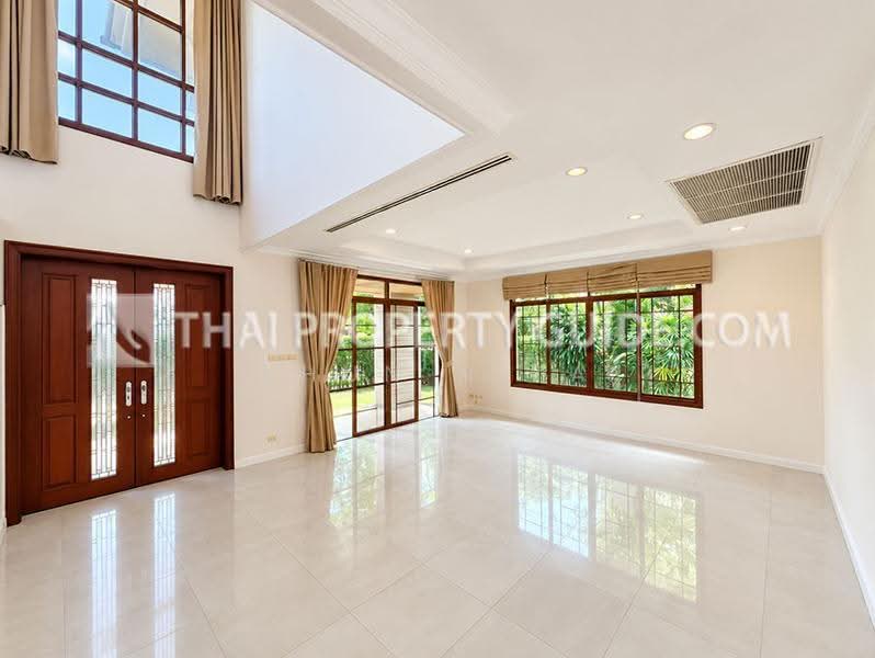 Narasiri Pattanakarn-Srinakarin, Bangkok, 878 Soi Srinakarin 20, Khlong Chan, Bang Kapi, Bangkok, 4 Bedrooms, 440 sqm, Single Detached House For Rent, by Khun Nita, 500665987 - DDproperty.com
