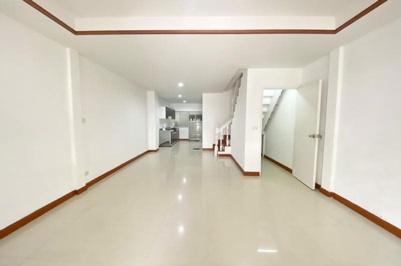 Townhouse Evergreen Village : ทาวน์เฮ้าส์ หมู่บ้าน เอเวอร์กรีน, กรุงเทพ, ซอยบางนาตราด56 (เนชั่น ทาวเวอร์), บางนา, กรุงเทพ, 140 ตร.ม., ทาวน์เฮ้าส์ ขาย, โดย คุณเอ, 500666006 - DDproperty.com